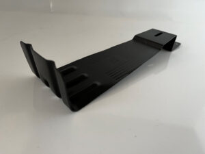 雪政(平板瓦用雪止め金具)